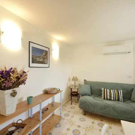 Apartamento Ensemble: Casa Con Giardino Procida
