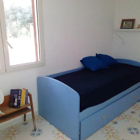 Ensemble: Casa Con Giardino