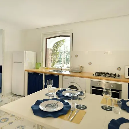 Apartamento Ensemble: Casa Con Giardino Procida