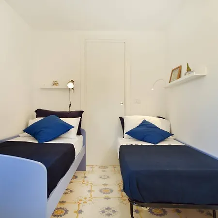 Appartement Ensemble: Casa Con Giardino